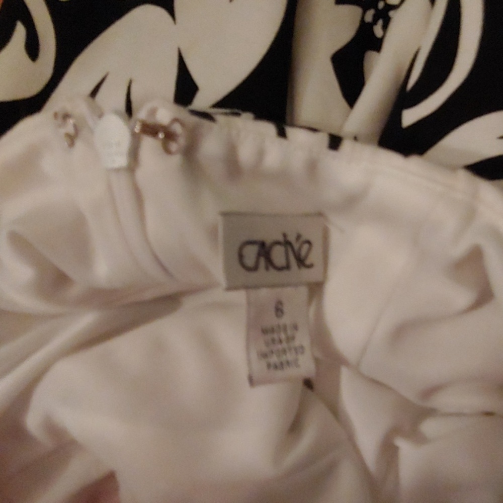 Cache dress